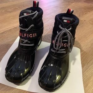 Tommy Hilfiger Dark Blue Huski Boots